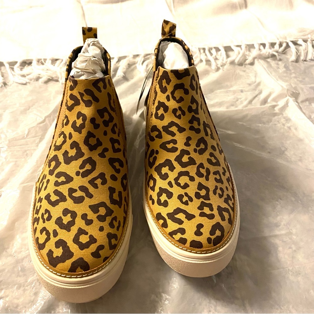 NWT Toms sneakers Bryce Doe Leopard print canvas New in Box SZ 8 - Picture 12 of 16